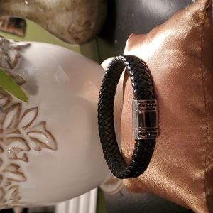 Cool Leather And Steel Bracelet By Stel